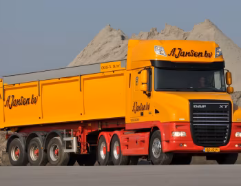 De Burgh DAF XT '2011