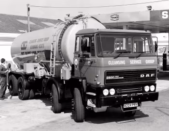 DAF FAD2500 8×4 Tanker [UK-spec] '1982–????