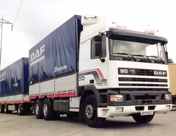 DAF FAS 95.400 W21-440 6×2 Space cab '1991