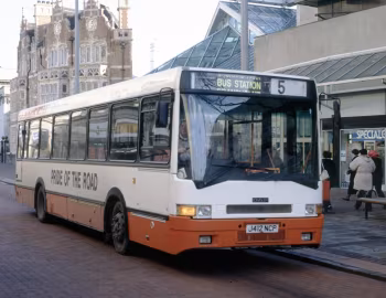 Ikarus 480 [UK-spec] (B48F) '03.1992–04.1994