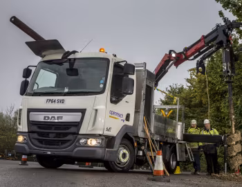 DAF LF 150 FA 4×2 Lightweight Pole Erection Unit [UK-spec] '2015