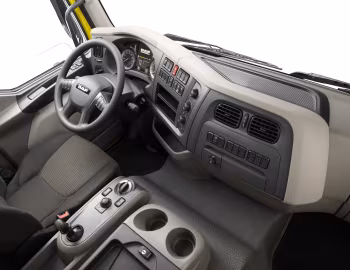Interior DAF LF 210 FA 4×2 Day Cab '2013–17
