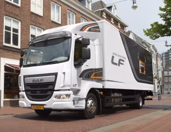 DAF LF 250 FA 4×2 Sleeper Cab '2015–17