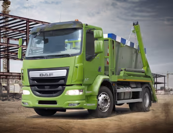 DAF LF 250 FA 4×2 Day Cab HyvaLift Skip-Loader '2013–17