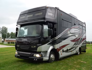 DAF LF Horsebox 12T by Lehel '2006–pr.
