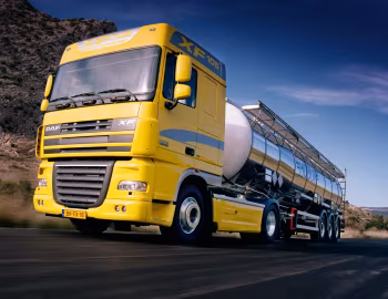 DAF XF105 4×2 FT Space Cab '2006–12