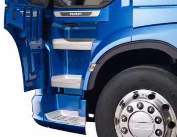 DAF XF 450 4×2 FT Space Cab '2017–pr.