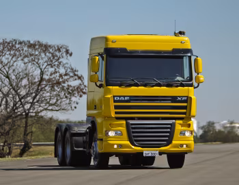 DAF XF105 6×4 FTT Space Cab '2006–12