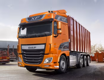 DAF XF 460 8×2 FAK Space Cab '2013–pr.