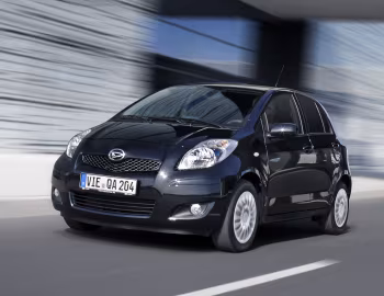 Daihatsu Charade [EU-spec] (P90) '2011–13
