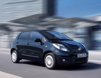 Daihatsu Charade [EU-spec] (P90) '2011–13