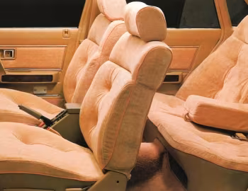 Interior Daihatsu Charmant [Japan] (A35/A55) '10.1981–03.1988