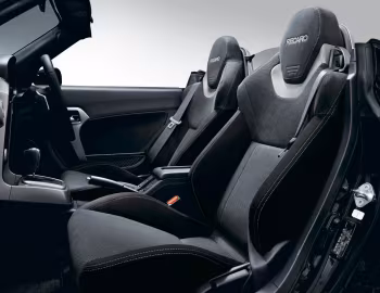 Интерьер Daihatsu Copen XPlay S '06.2015–н.в.