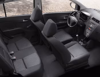 Интерьер Daihatsu Cuore (L276) '2007–11
