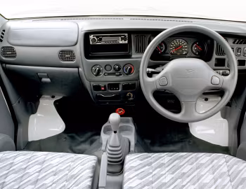 Торпедо Daihatsu Extol Van '1999–2004
