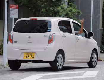 Daihatsu Mira e:S (L300/L310) '09.2011–08.2013