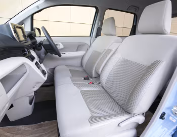 Інтер'єр Daihatsu Move '12.2014–06.2023