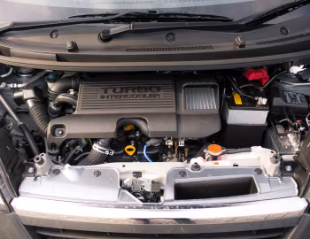 Под капотом Daihatsu Move Custom (LA110S) '12.2012–11.2014
