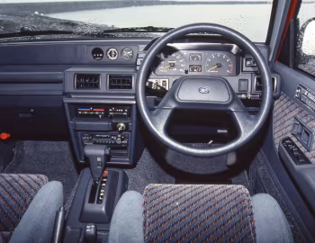 Торпедо Daihatsu Rocky SX Limited (F300S) '03.1992–07.1993