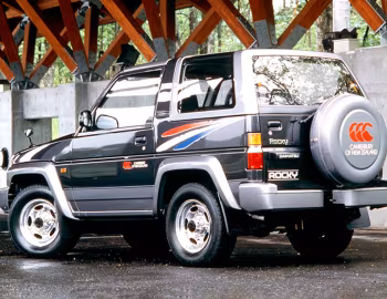 Daihatsu Rocky Canterbury (F300S) '08.1993–04.1995