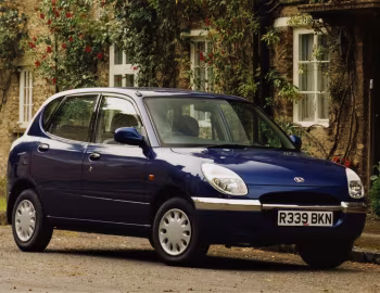 Daihatsu Sirion [UK-spec] (M100) '1998–2001