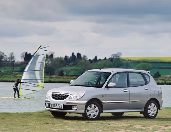 Daihatsu Sirion [UK-spec] (M101) '2001–04
