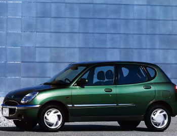 Daihatsu Storia (M100S/M110S) '02.1998–12.2001
