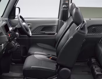Интерьер Daihatsu Tanto Custom RS '07.2019–10.2022