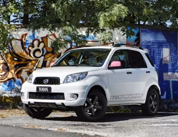 Daihatsu Terios "Think Pink" [Italy] (J200) '2010
