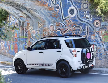 Daihatsu Terios "Think Pink" [Italy] (J200) '2010