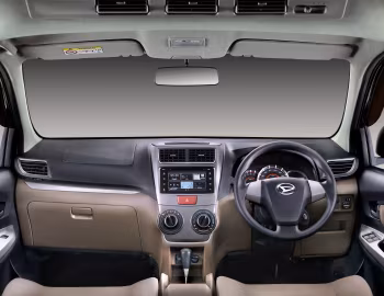 Интерьер Daihatsu Xenia '2015–19
