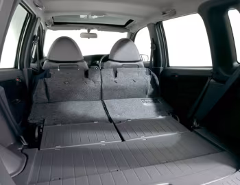 Интерьер Daihatsu YRV [UK-spec] '2001–04