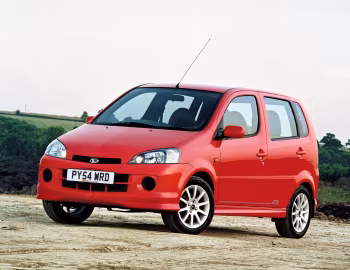 Daihatsu YRV "4trak" '2001–04