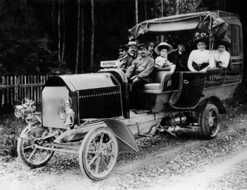 Daimler Marienfelde 28 PS Aussichts-Omnibus '1906