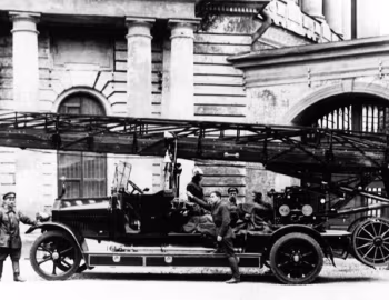 Daimler DM 5 F Feuerwehr-Drehleiter Magirus DL 30 [USSR] '1926