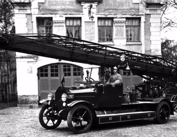 Daimler DM 5 F Feuerwehr-Drehleiter Magirus DL 30 [USSR] '1926
