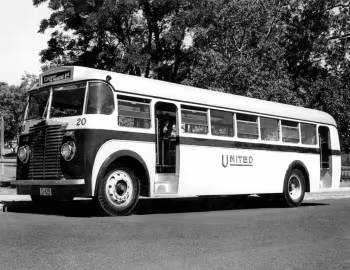 Daimler CVD6 Bolton & Sons [Australia] '1949
