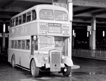 Daimler CVD6 Massey (H30/26RD) '1952