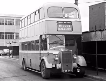 Daimler CVD6 Massey (H30/26RD) '1952