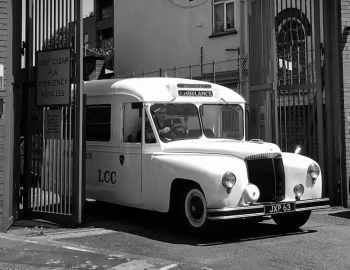 Daimler DC27 Wandsworth Ambulance Hoopermax '1948