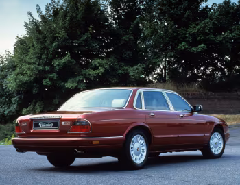 Daimler Double Six (X305) '1994–97