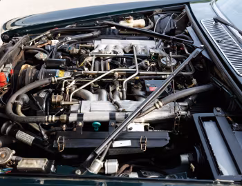 Bajo el capó Daimler Double Six [UK-spec] (Series III) '1979–92