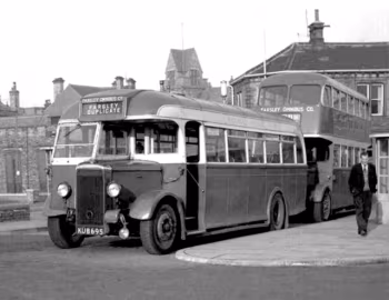 Daimler CVD6 Roe (B35F) '1947