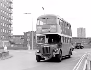 Daimler CVG6 Roe [UK-spec] (H34/28R) '1962
