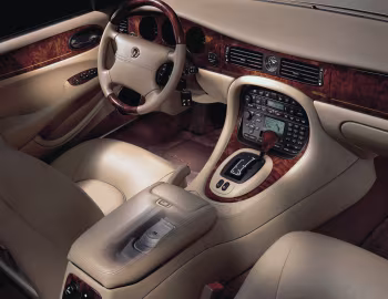 Interior Daimler Super V8 [Worldwide] (X308) '1998–2003