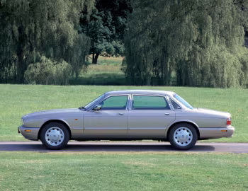 Daimler V8 (X308) '1998–2003