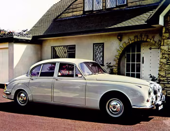 Daimler V8 250 '1962–69