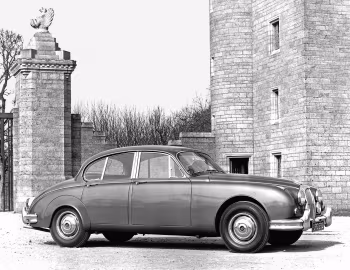 Daimler V8 250 '1962–69