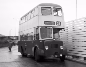 Daimler CVG6DD Willowbrook [UK-spec] (H34/26R) '1957