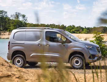 Opel Combo Cargo 4×4 [Worldwide] '2019–23